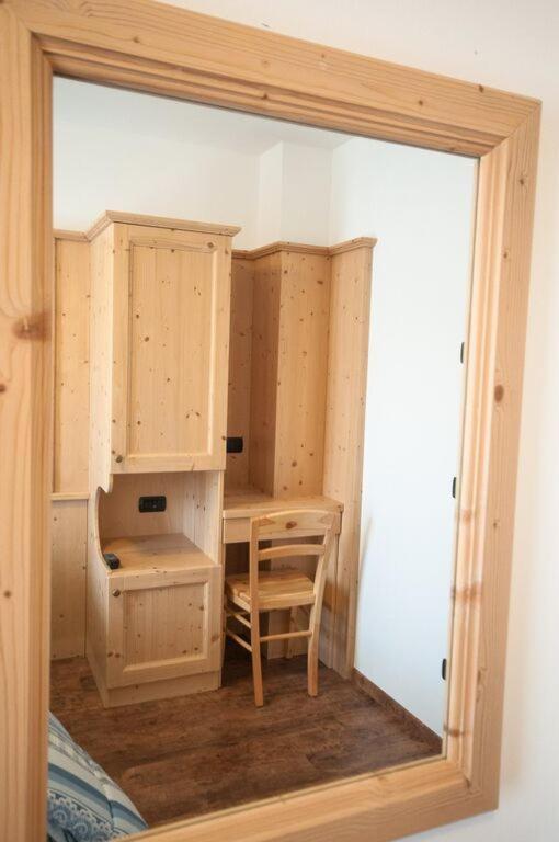 B&B Ledro Affittacamere Mezzolago Room photo